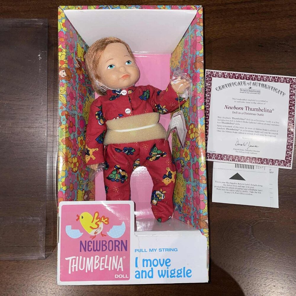 Ashton Drake Gallery - Wiggle Newborn Thumbelina Doll - C-MAS Outfit NEW IN BOX